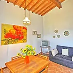 Vittoriana Near By Posarellivillas
