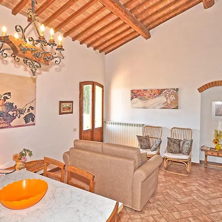 Vittoriana Near By Posarellivillas דירה