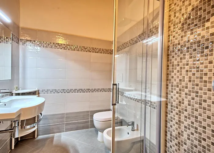 Vittoriana Near By Posarellivillas Appartement *