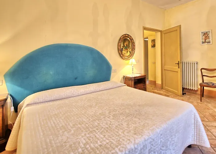 Vittoriana Near By Posarellivillas Appartement