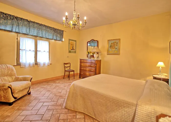 Appartement Vittoriana Near By Posarellivillas